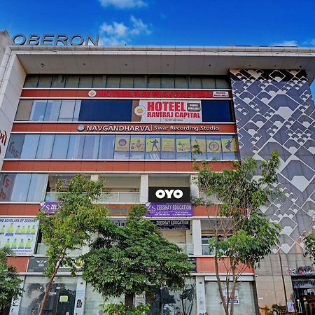 Collection O Hotel Swarg スーラト エクステリア 写真